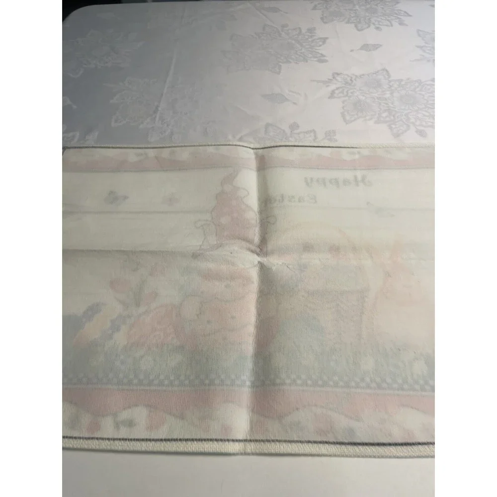 NWT - Set of 4 Placemats Spring Easter Floral Easter Bunny